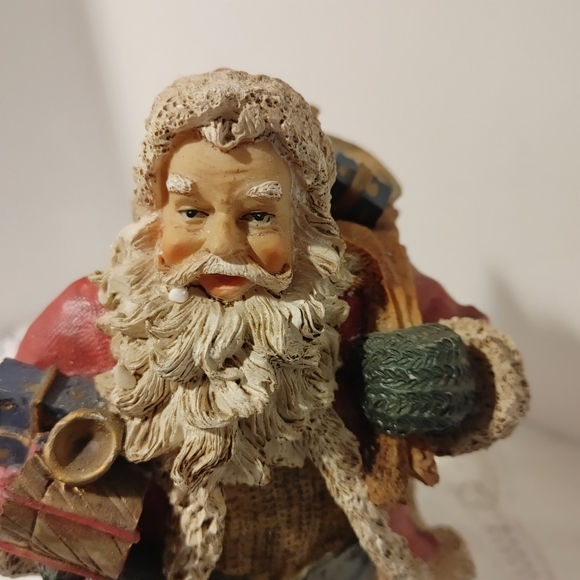 Santa Figurine Sack of Toys Dog at Feet - Picture 8 of 15